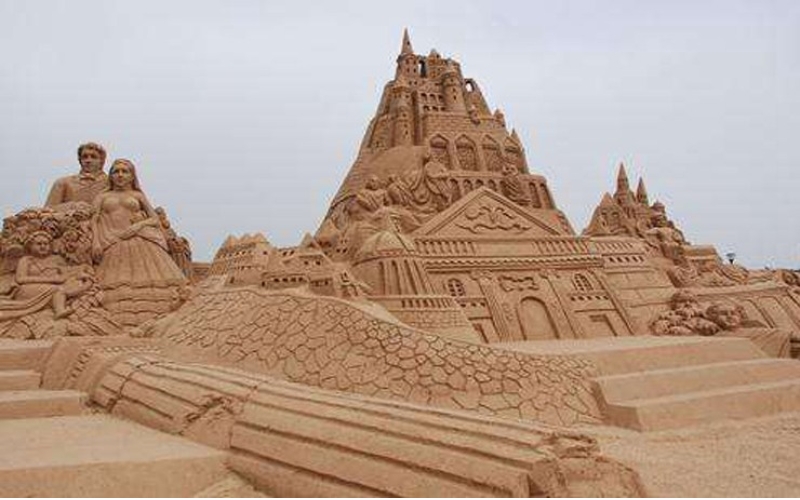 西北最大沙雕藝術(shù)節在蘭州新區開(kāi)幕