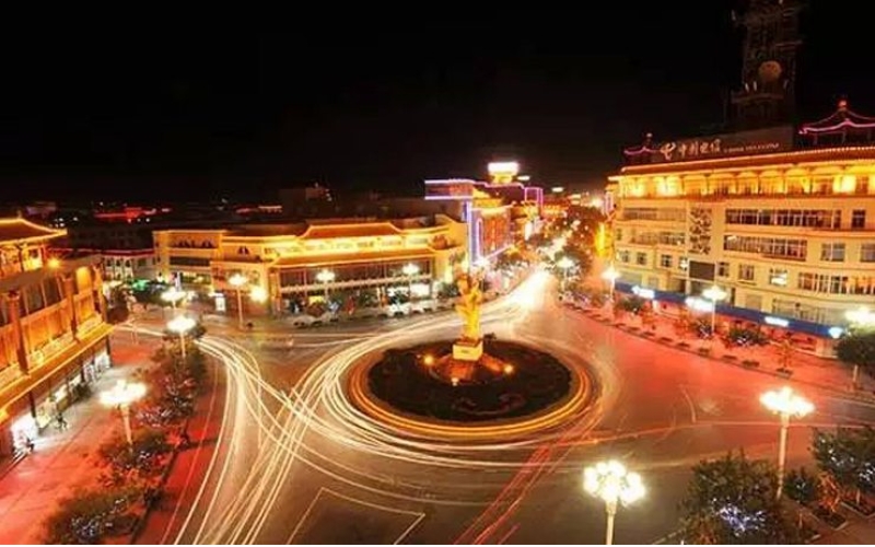 市政府行政服務(wù)中心開(kāi)展窗口服務(wù)禮儀標準培訓